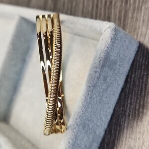 18k Gold Plated Layered Twist Elegant Style Bangle, Stainless Steel